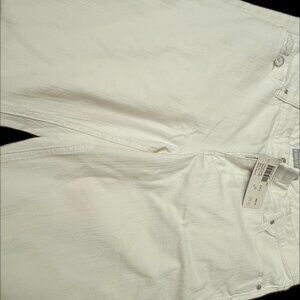 Chico's Soho Slouchy Wide Leg Jeans Pants White Embroidered Floral Size 00 / US